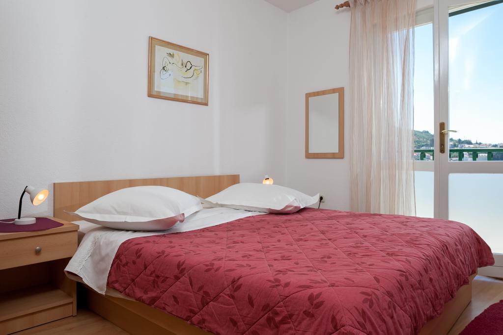 Apartments Waterfront Ivan Podgora Quarto foto