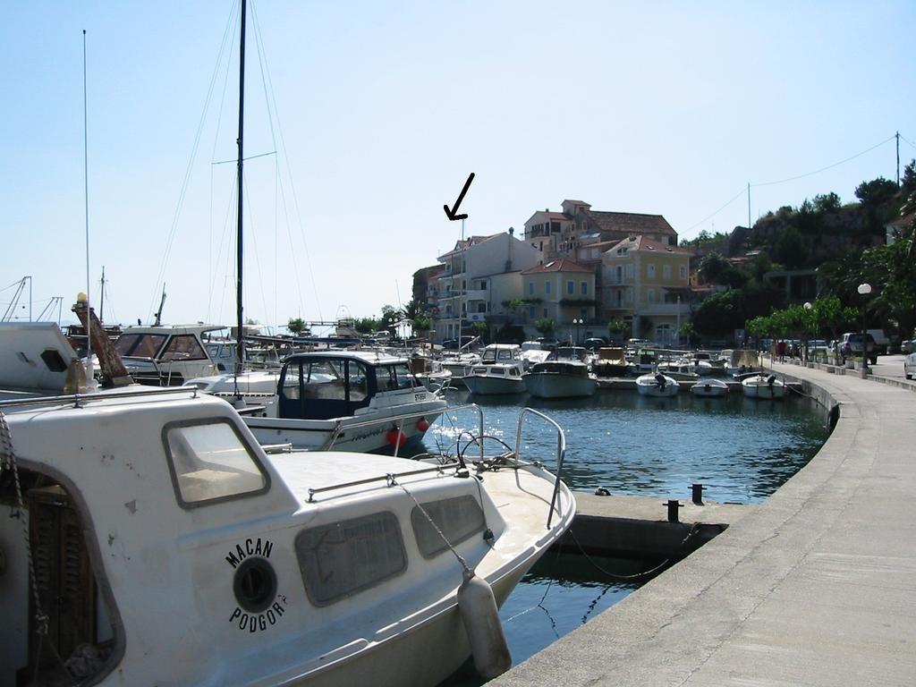Apartments Waterfront Ivan Podgora Quarto foto