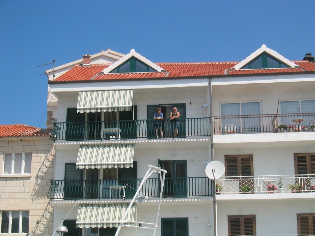 Apartments Waterfront Ivan Podgora Quarto foto