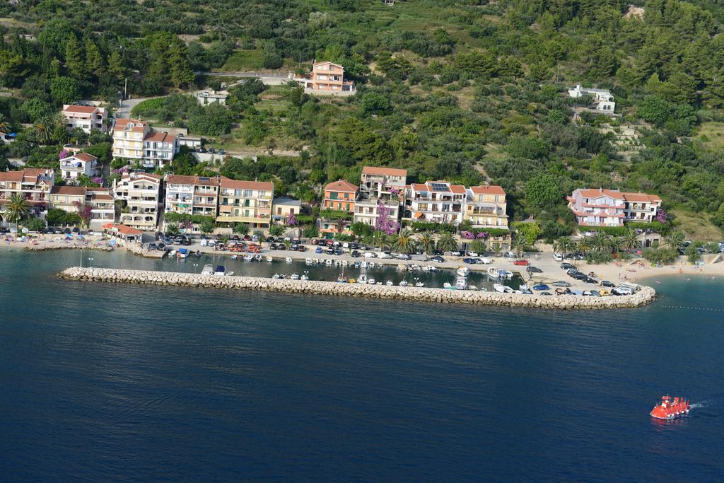 Apartments Waterfront Ivan Podgora Quarto foto