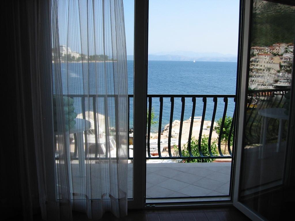 Apartments Waterfront Ivan Podgora Quarto foto